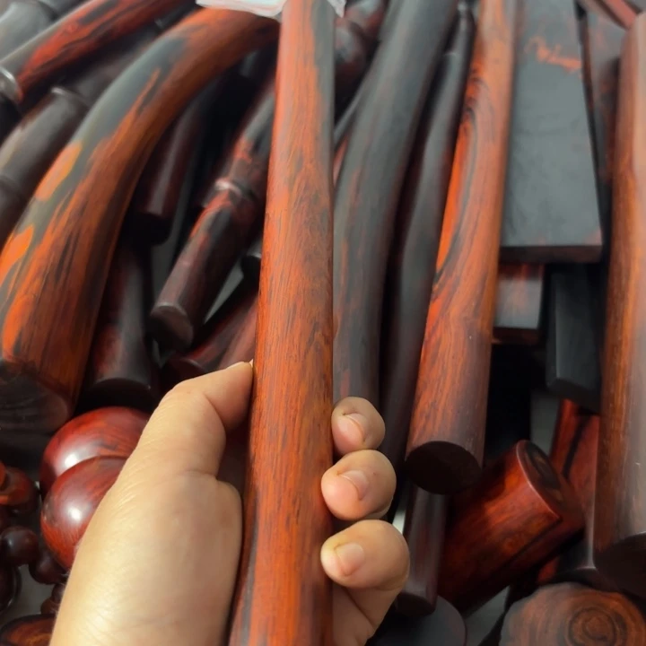 肖***雄红酸枝木类11111111