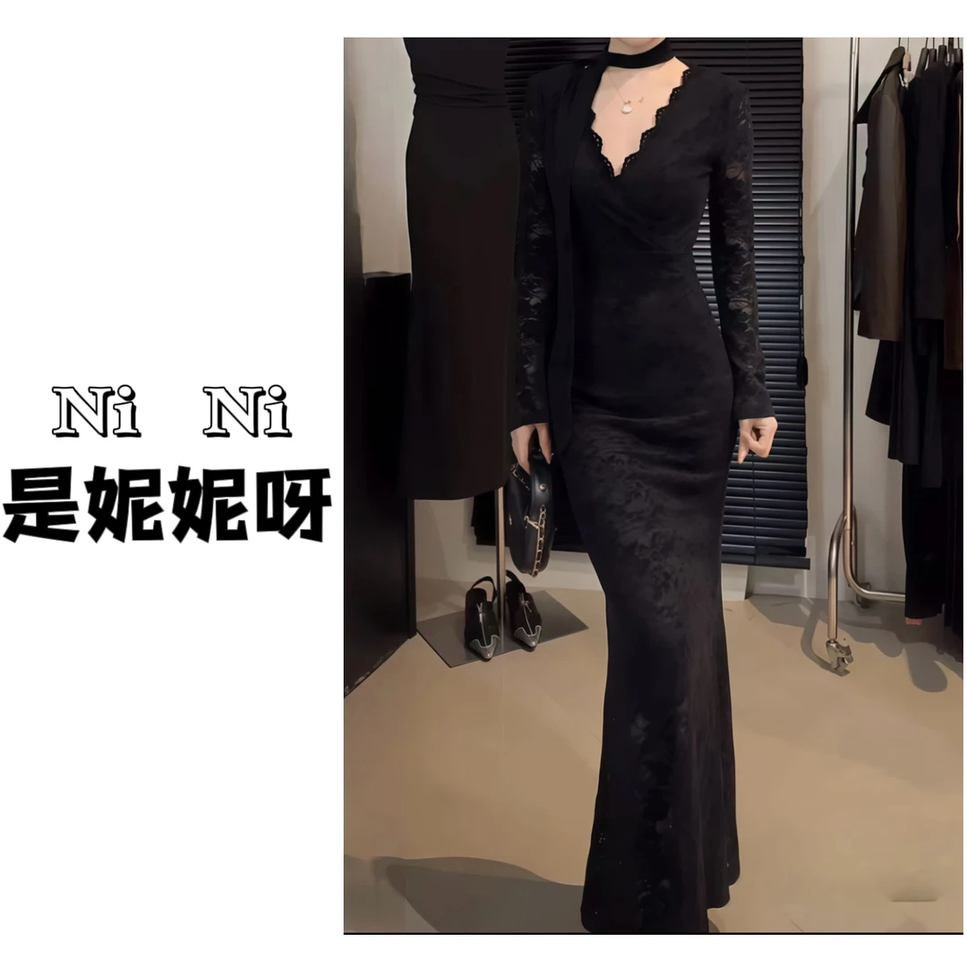 （送飘带）秋冬时尚长裙蕾丝长袖复古连衣裙V领显瘦黑色修身3487#