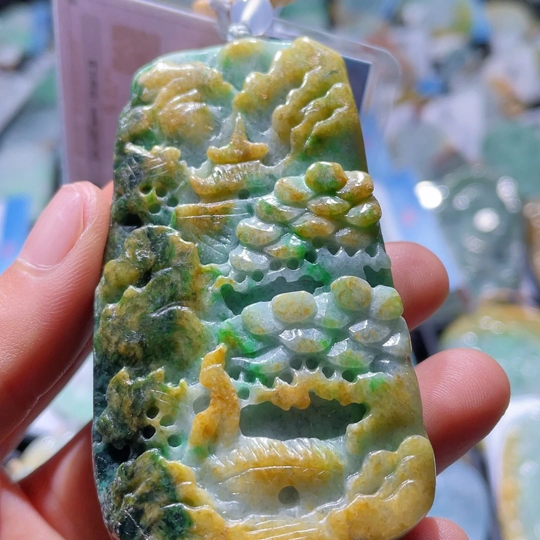 颈饰未镶嵌翡翠一个