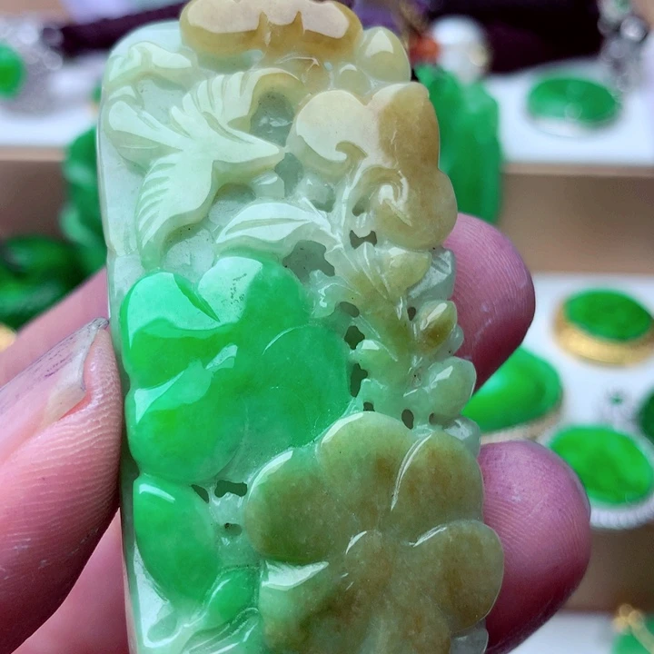 翡翠未镶嵌吊坠(不含链)