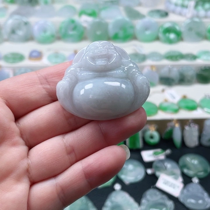 颈饰18K金镶嵌翡翠佛公