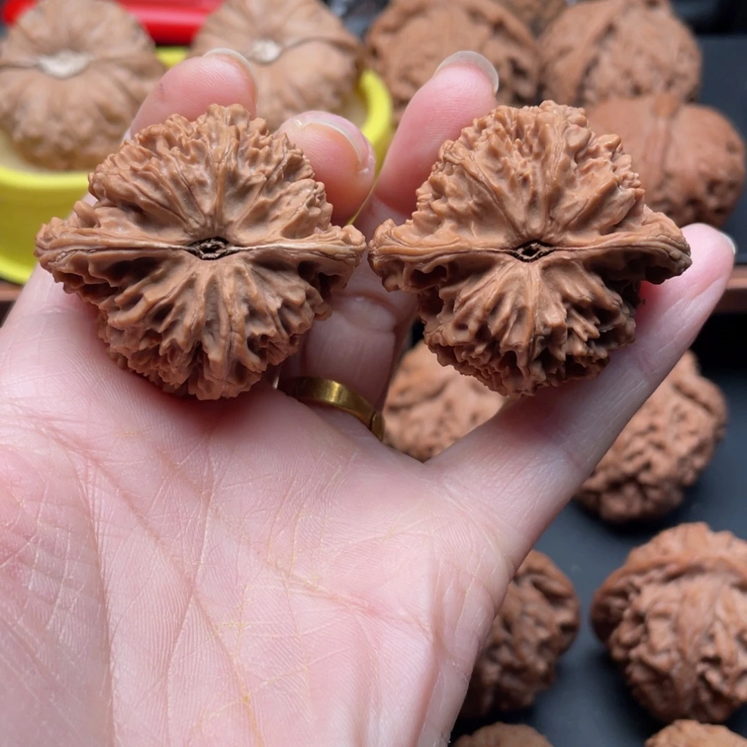 ****兵文玩核桃把件满天星42