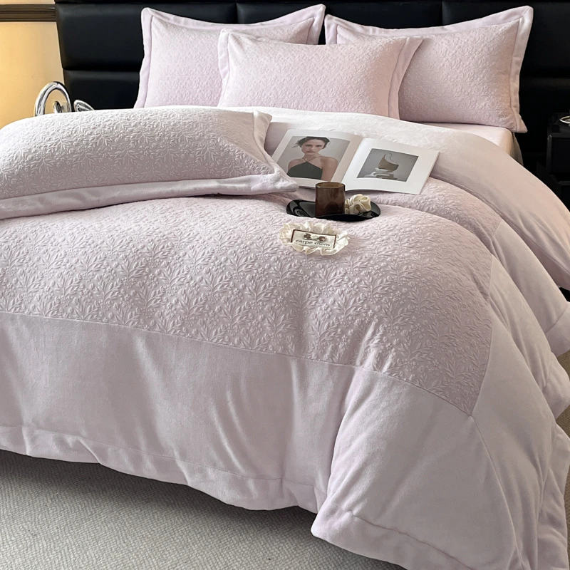 2025新款A类雕花绒牛奶绒四件套秋冬保暖珊瑚绒床单被套床上用品