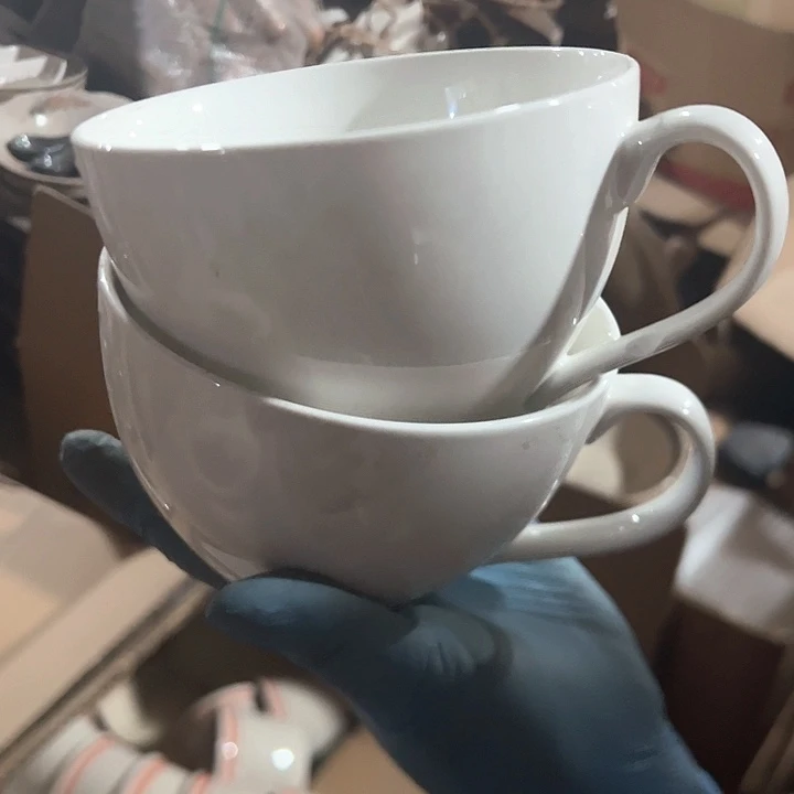 摆件陶瓷盘子碗啥都有