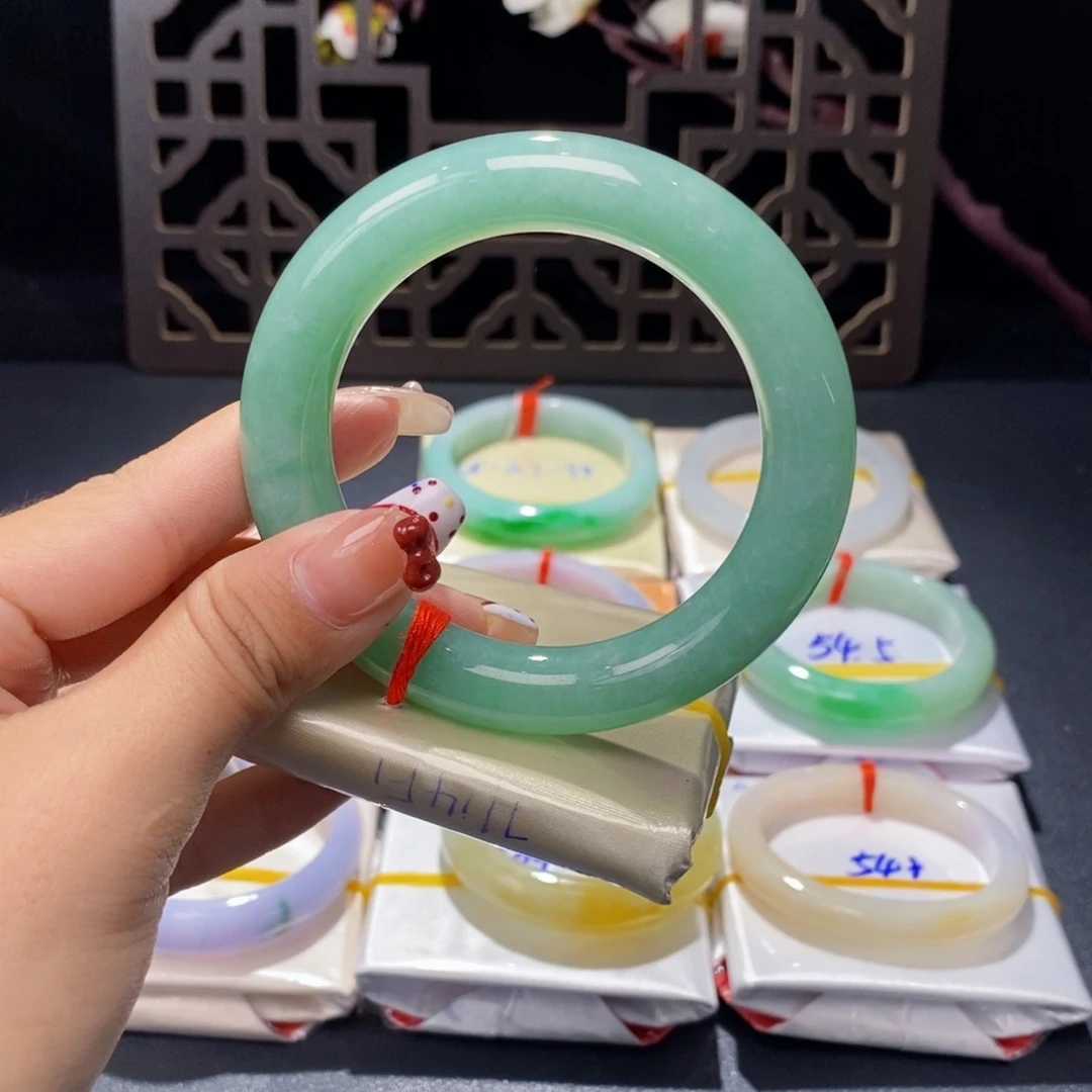 翡翠手镯未镶嵌15号