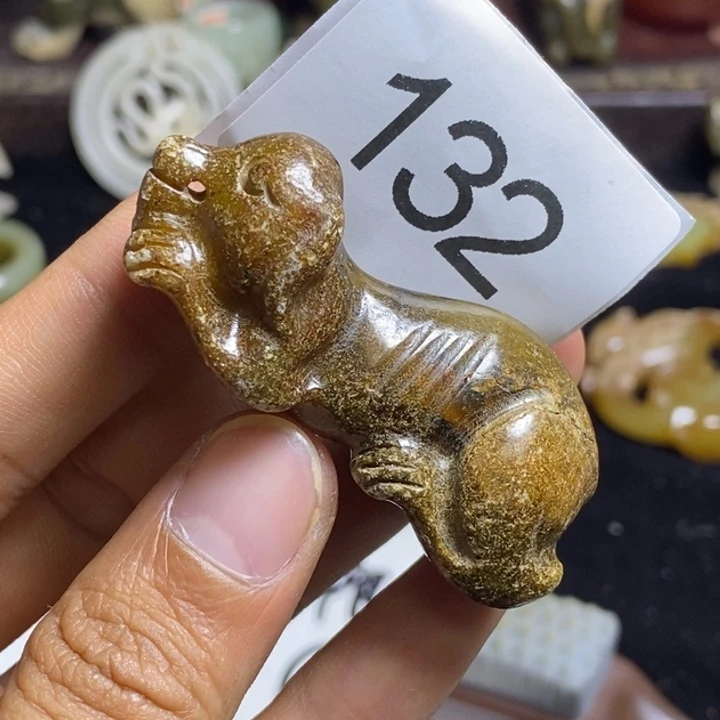 和田玉未镶嵌挂件