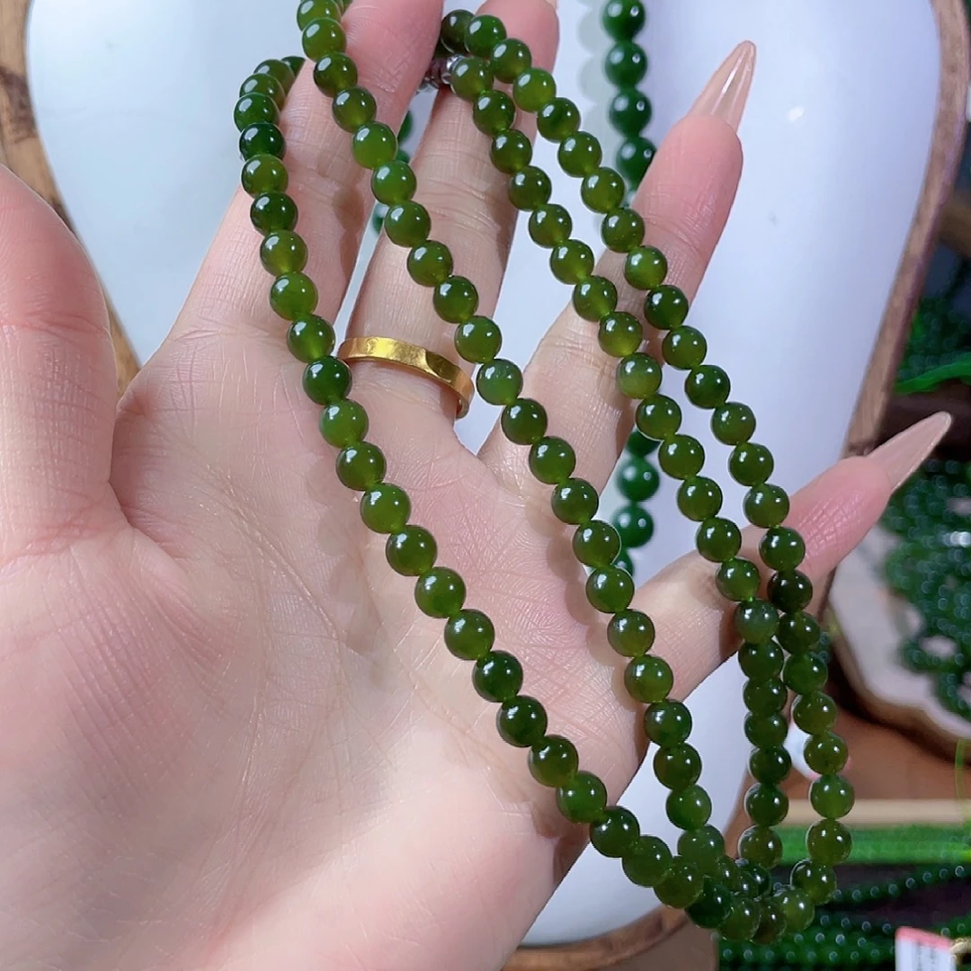 和田玉（碧玉）未镶嵌颈饰