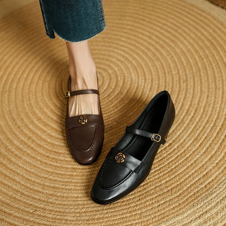 李大龙~3公分牛皮/法式复古浅口粗跟一字扣单鞋