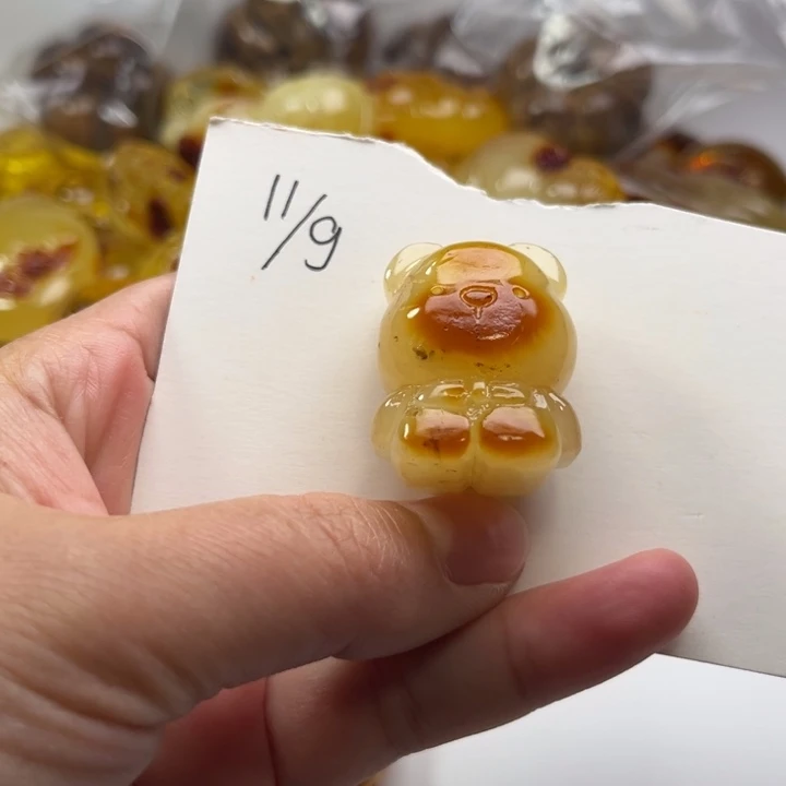 琥珀颈饰未镶嵌琥珀蜜蜡