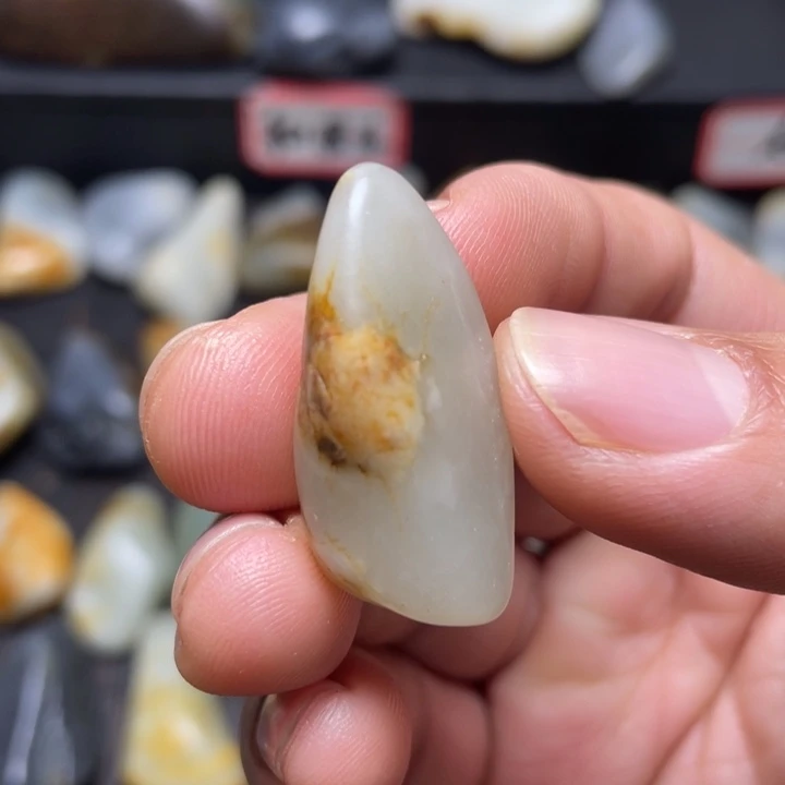 和田玉未镶嵌挂件8