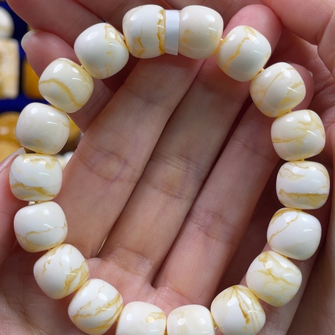 琥珀未镶嵌裸石琥珀蜜蜡