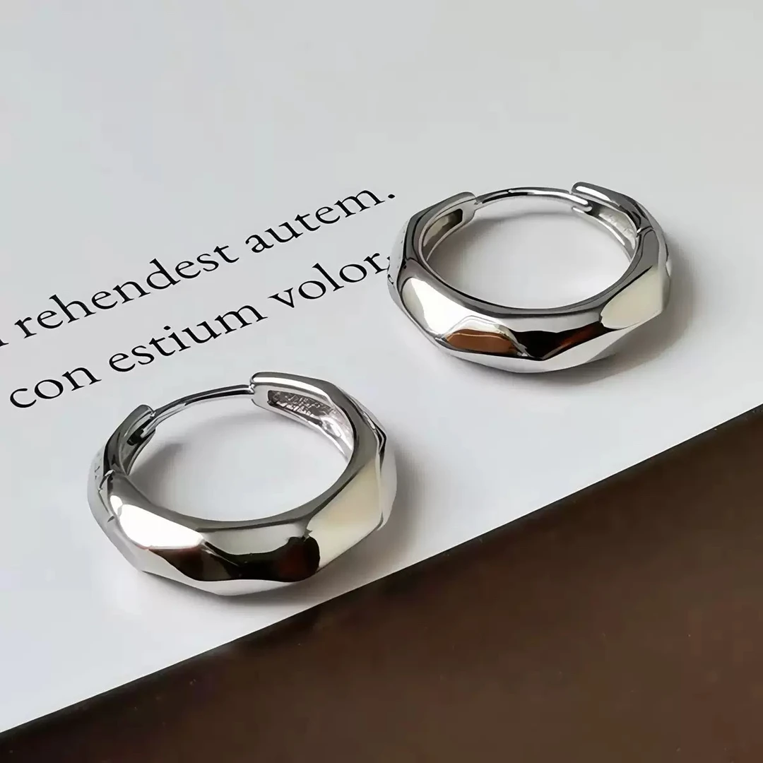 925银耳饰 圆边菱格雕刻百搭气质时尚小耳扣