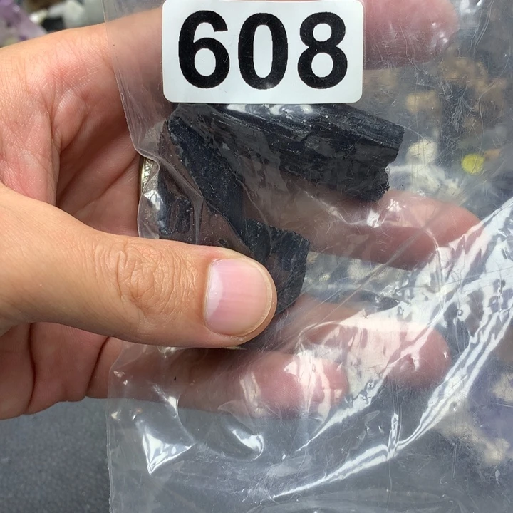 ****)未镶嵌珠宝半成品水晶608