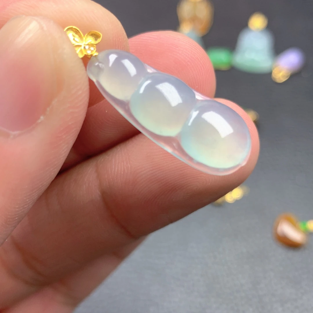 【闪购商品】颈饰18K金镶嵌翡翠翡翠