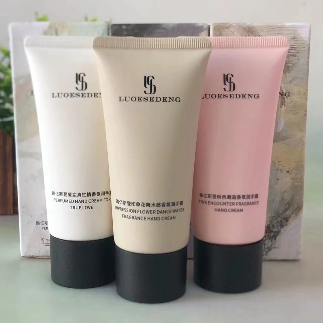 路亿斯登印象花舞水感香氛润手霜5277