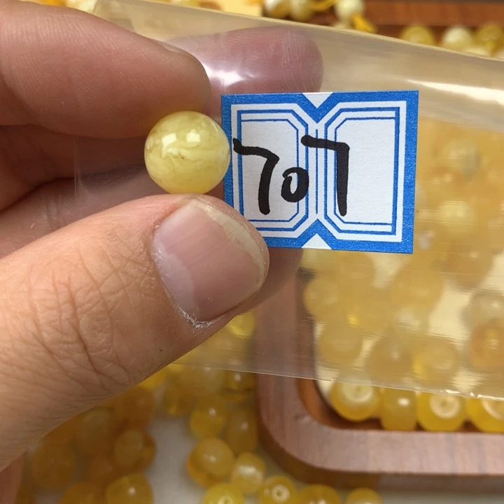 裸石琥珀未镶嵌11.7