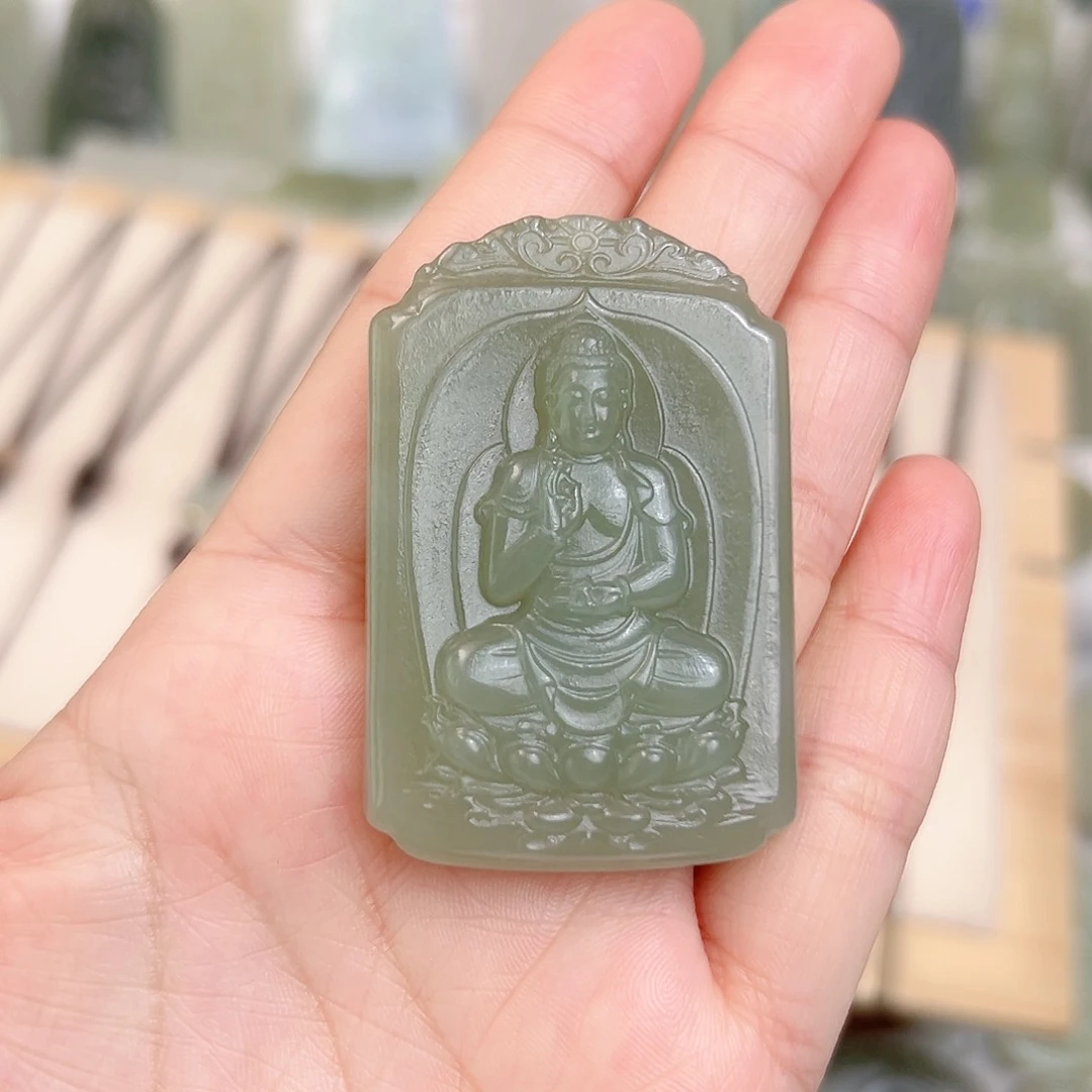 颈饰未镶嵌和田玉笑****)