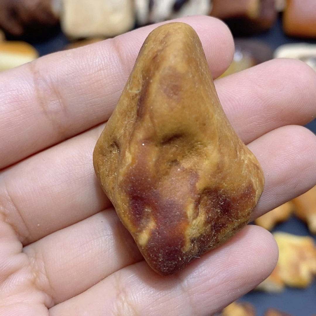 定制琥珀蜜蜡原石