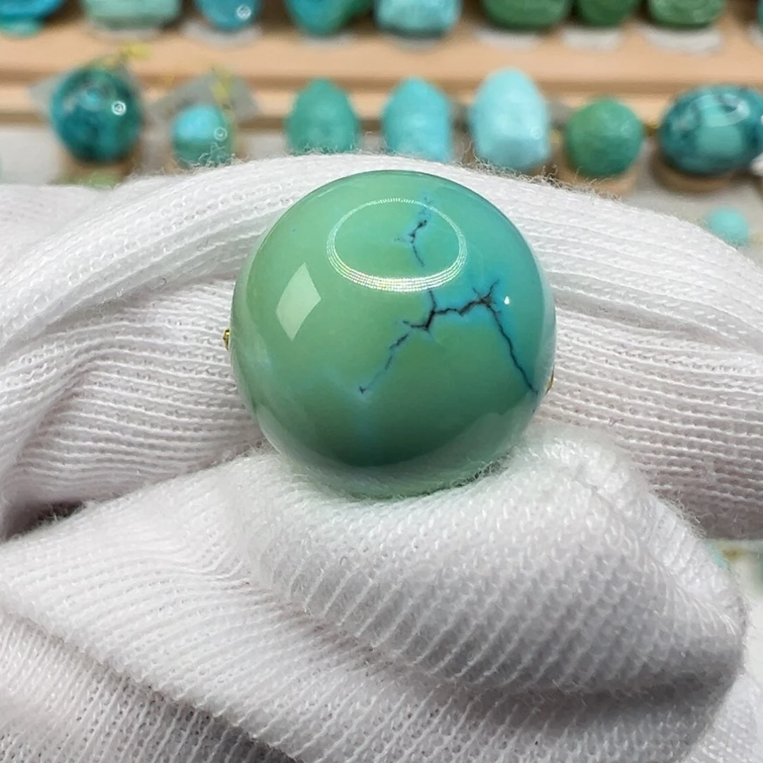 绿松石配饰未镶嵌