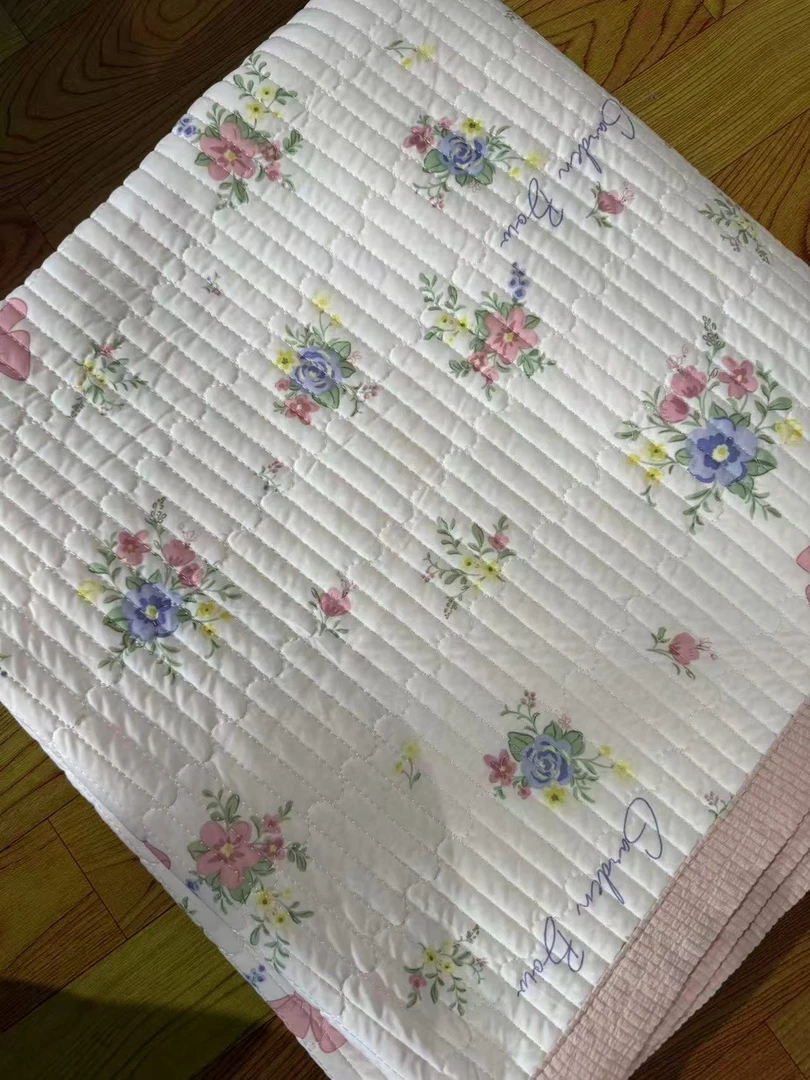 粉色牵牛花200*230天丝凉感加厚绗缝床盖