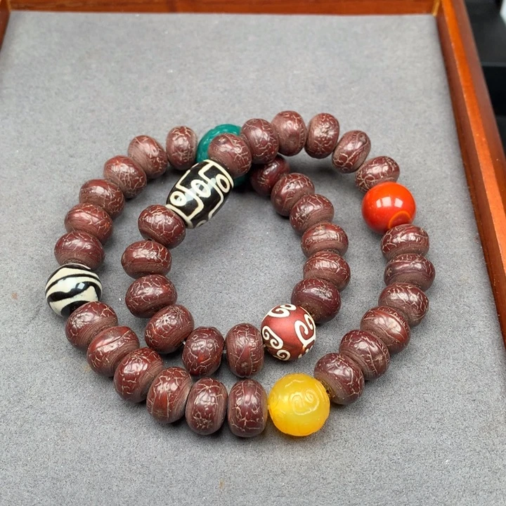 凤眼菩提吊坠凤眼