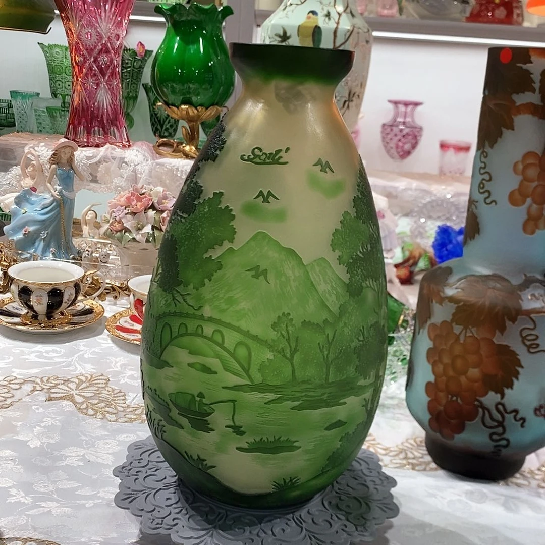 摆件Y228老料琉璃格雷花瓶