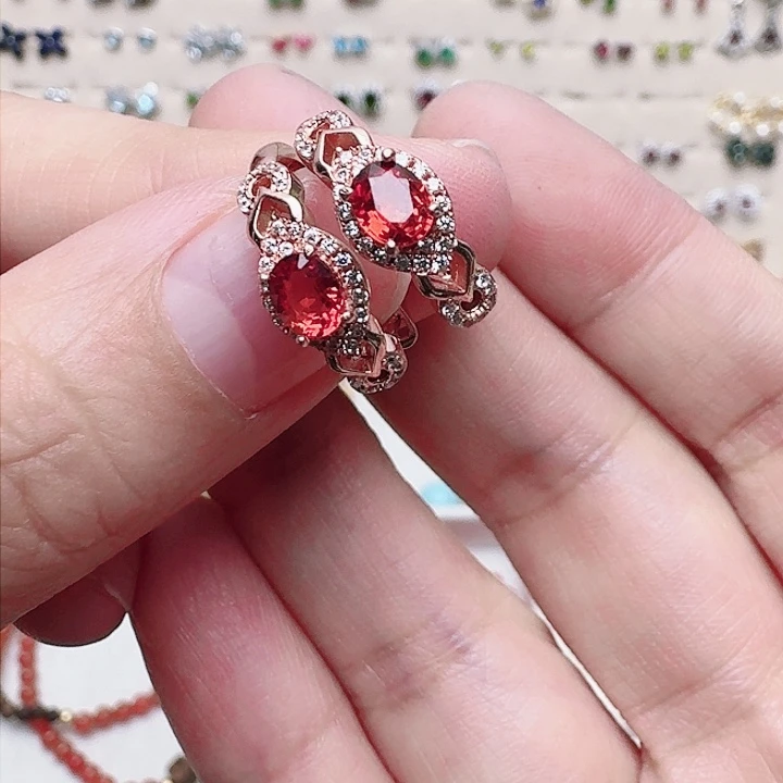 蓝宝石耳饰银S925镶嵌耳钉