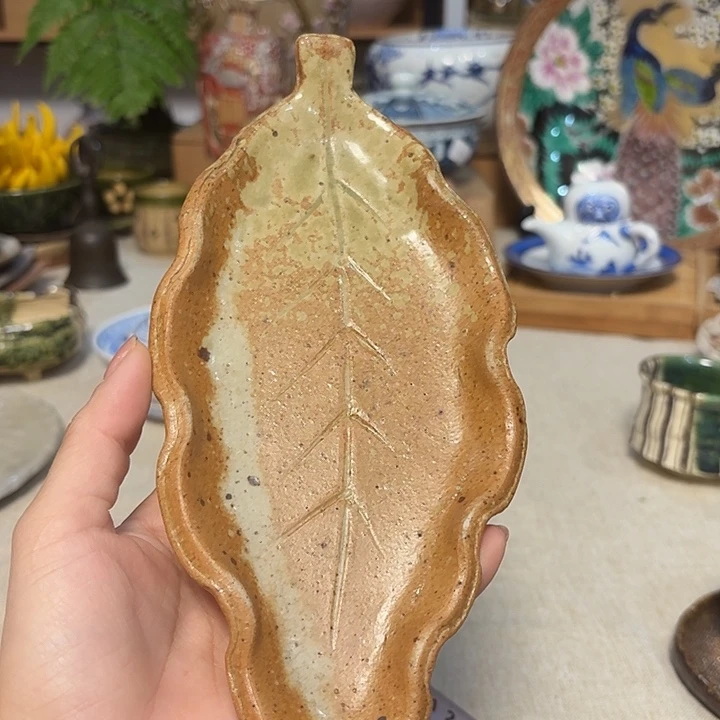 微微微瑕疵的小眼睛