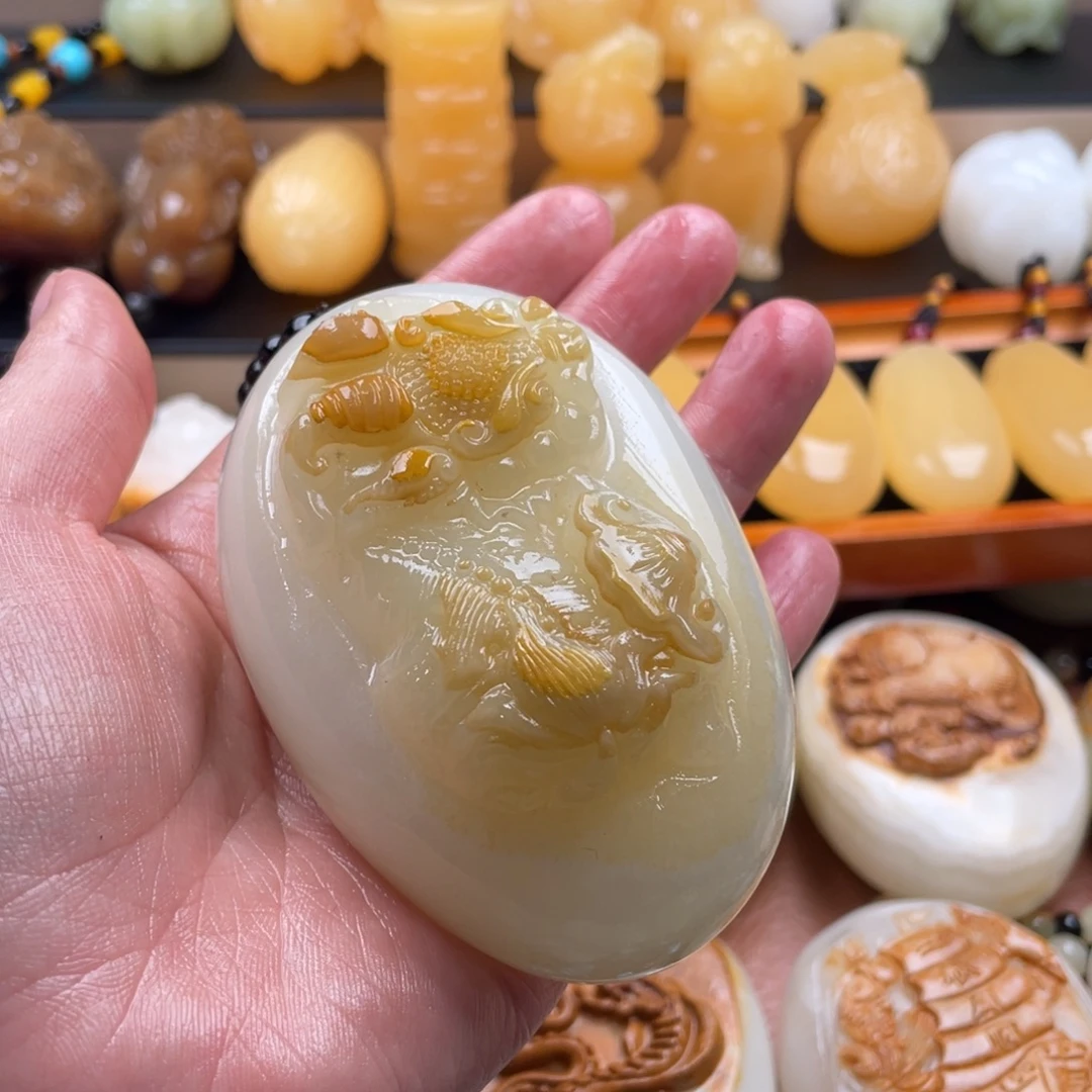 伯****石材天然古青石手把件