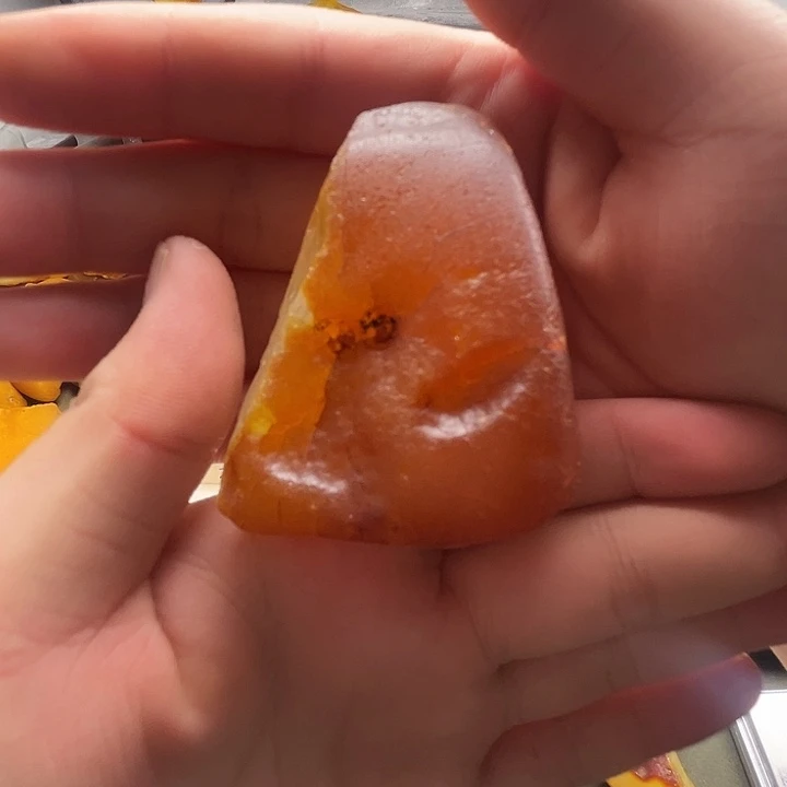 定制琥珀未镶嵌纯天然蜜蜡吊坠