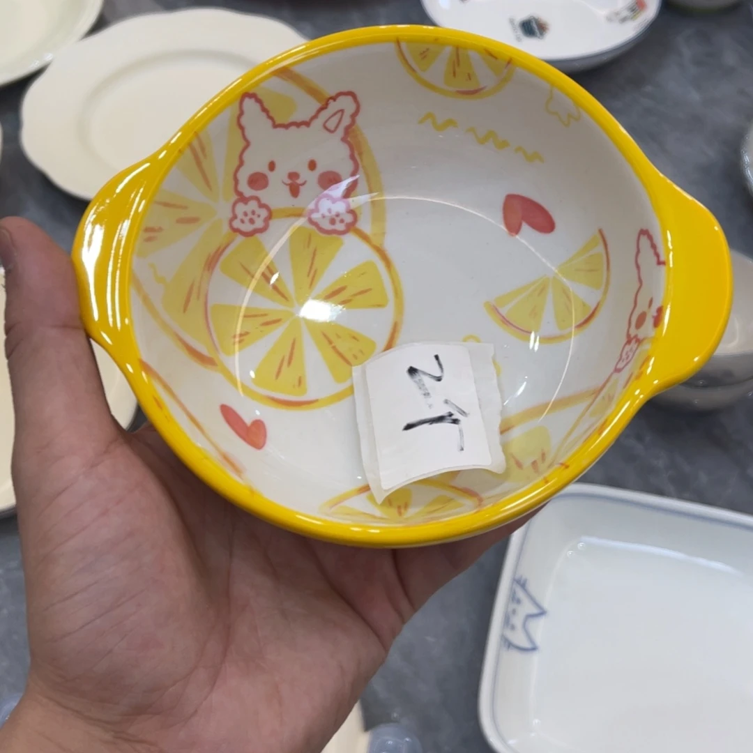 陶瓷微瑕餐具介意勿拍，满18飞！