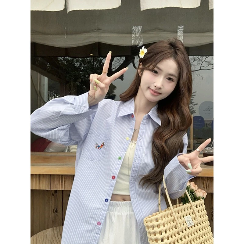 大码胖mm设计感小马刺绣蓝条纹衬衫女夏季宽松慵懒风百搭防晒衬衣
