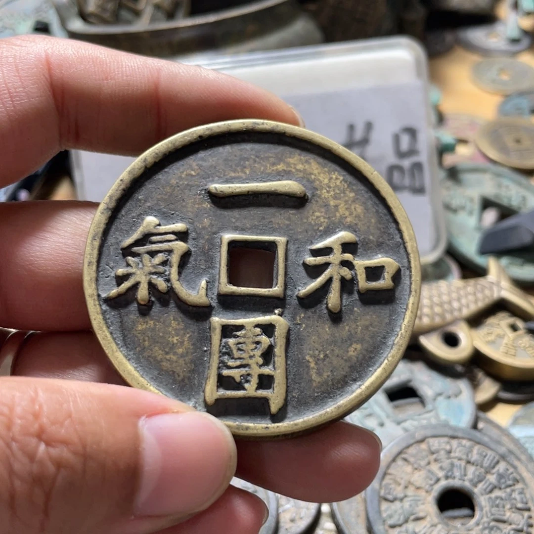铜现代工艺品学习币
