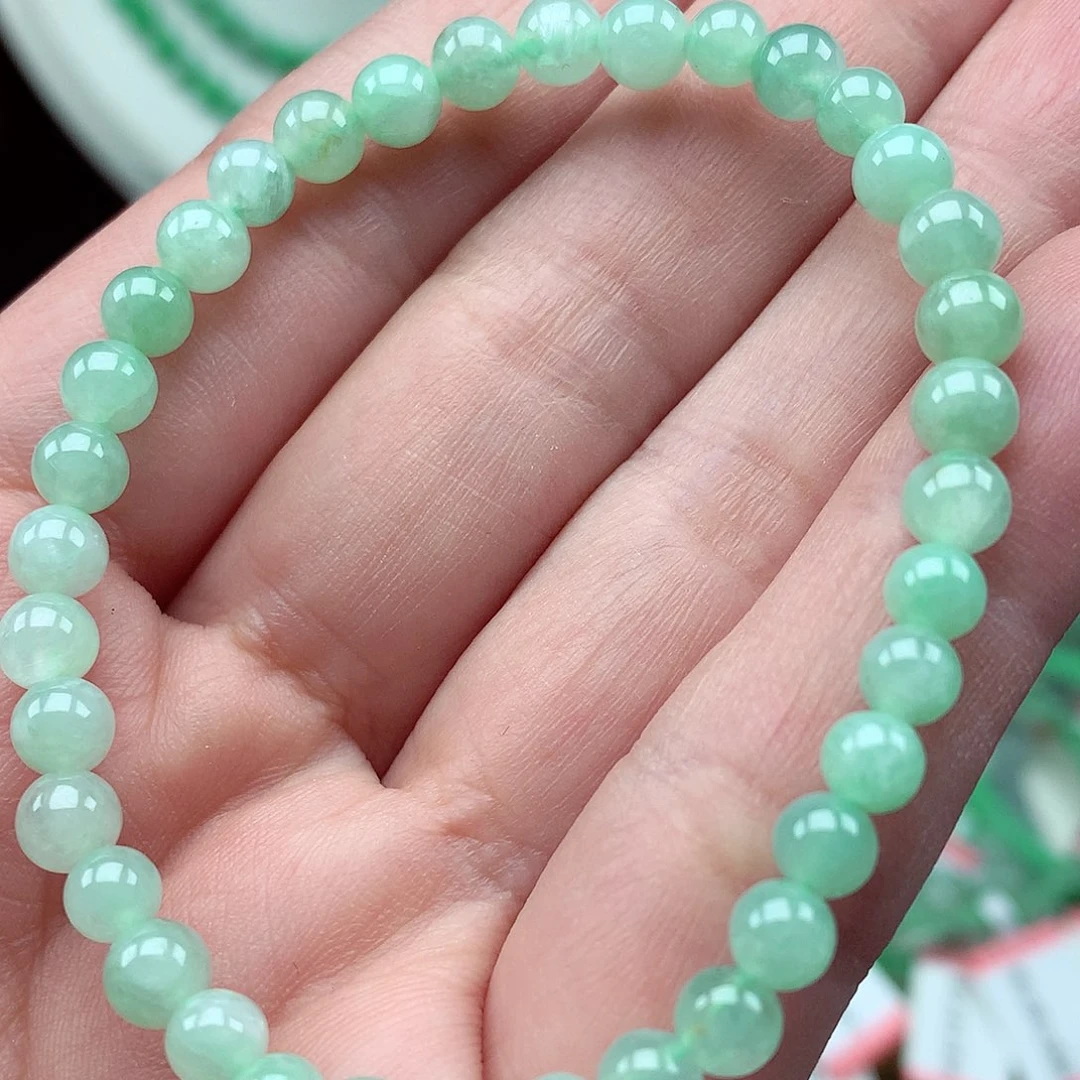 翡翠未镶嵌毛衣链