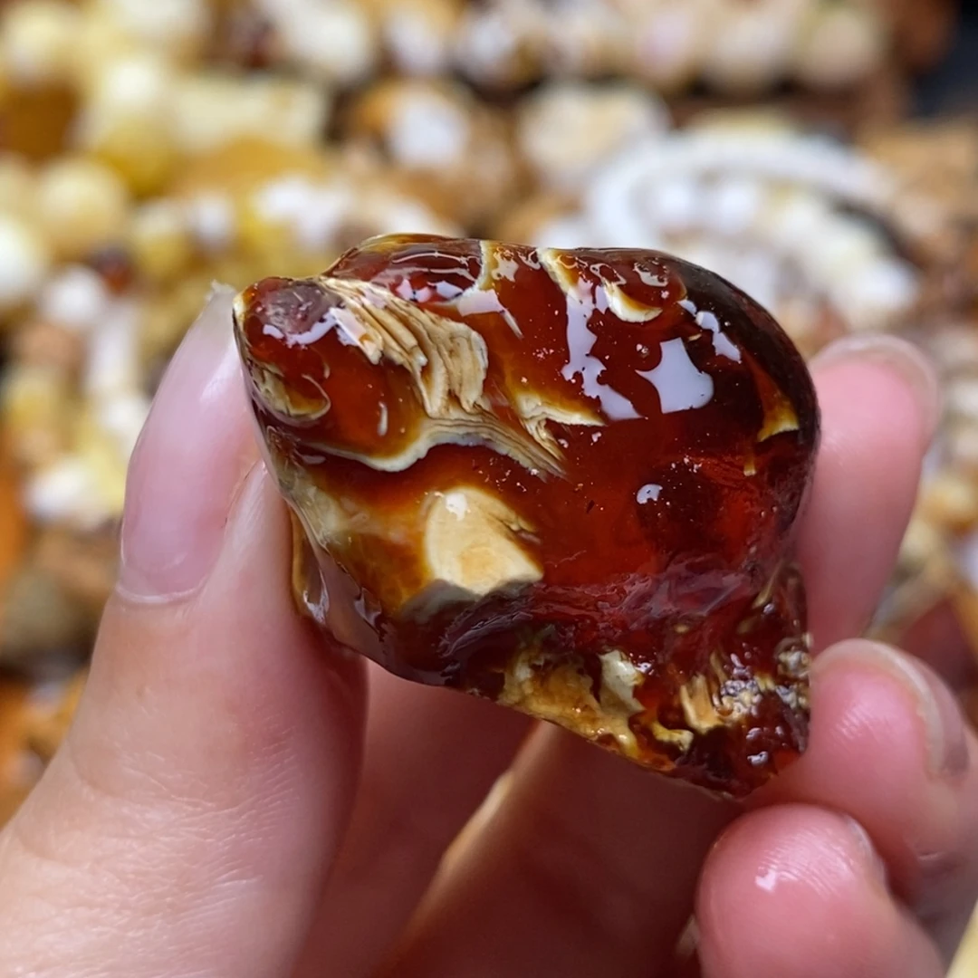 定制琥珀未镶嵌蜜蜡