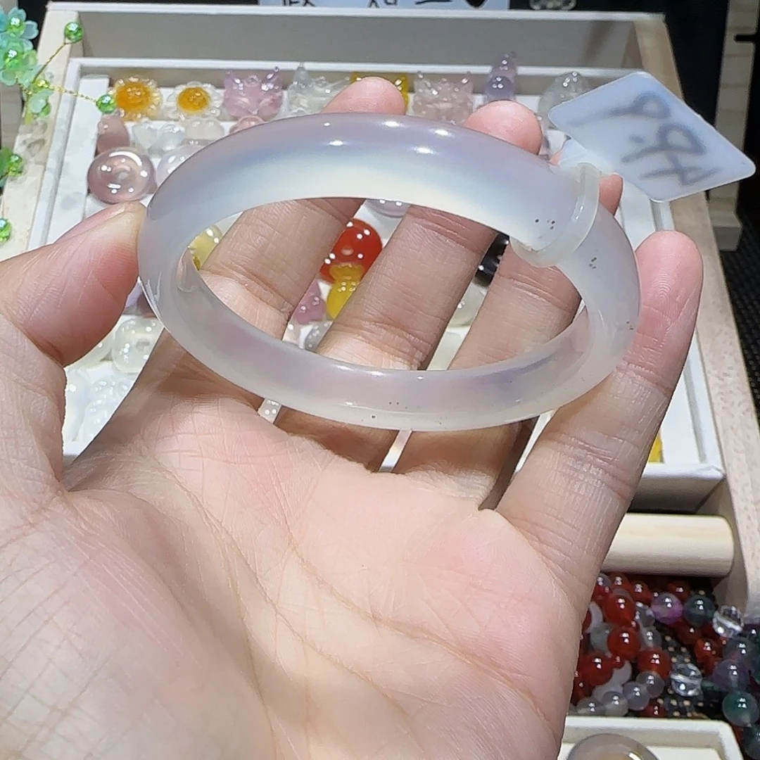 玛瑙/玉髓未镶嵌手镯54红纱