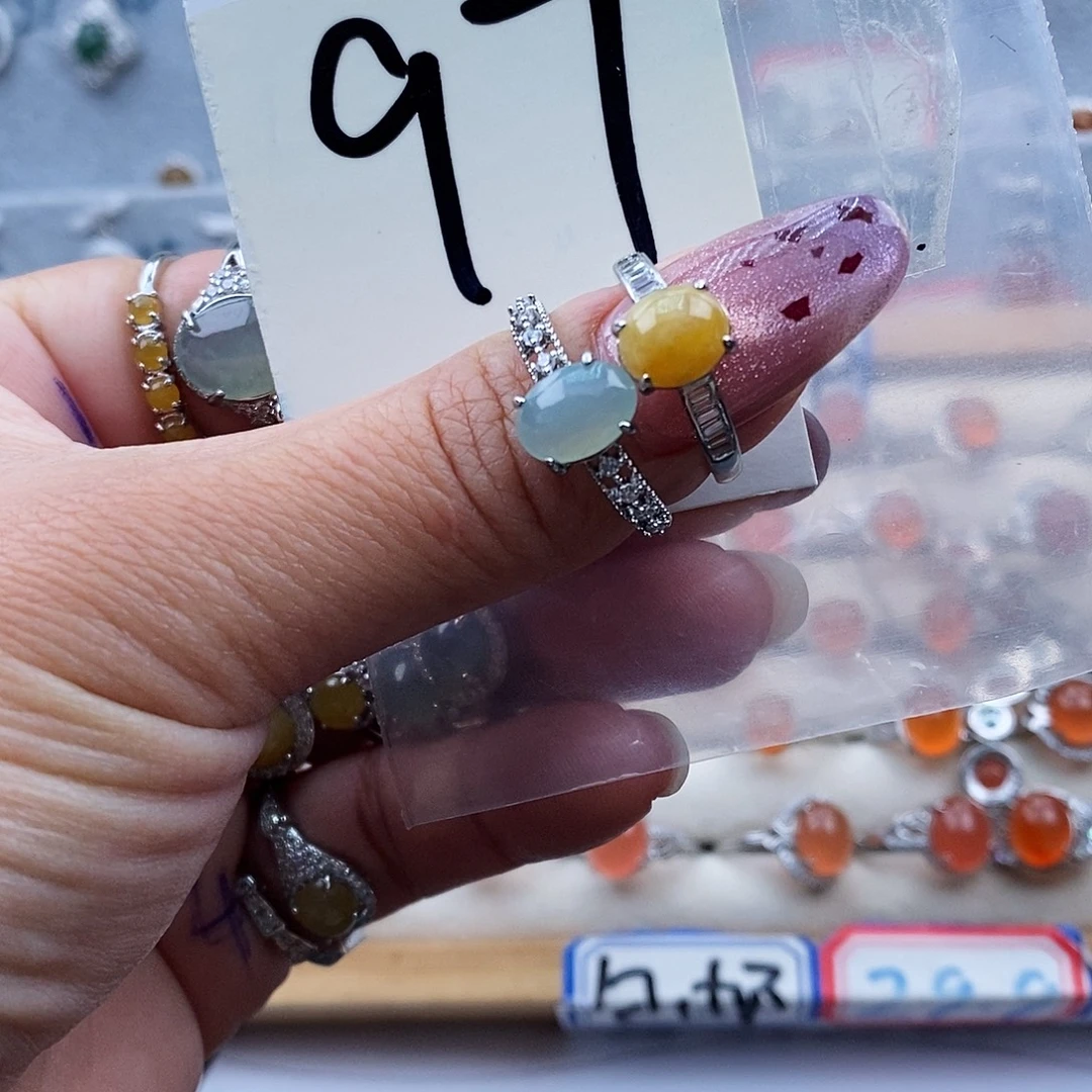 翡翠未镶嵌戒指缅甸