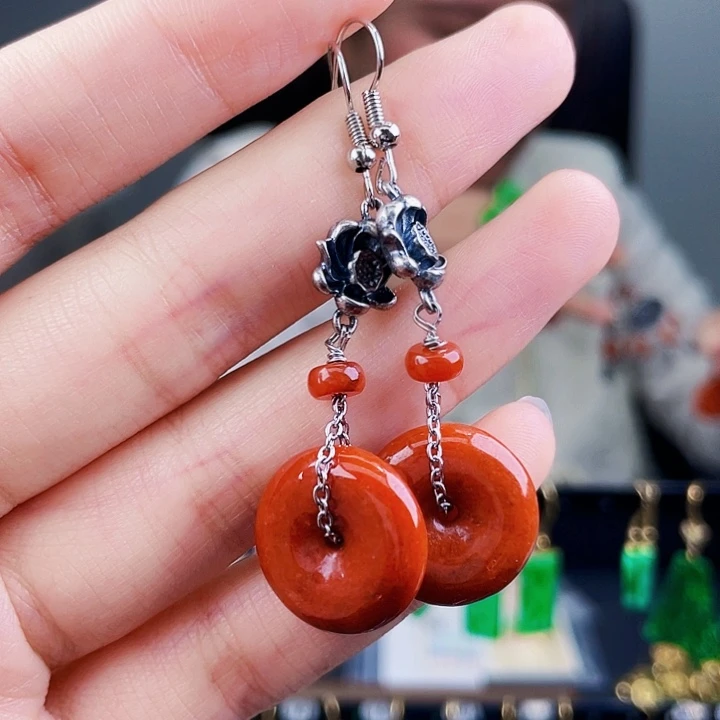 翡翠耳饰未镶嵌饰品