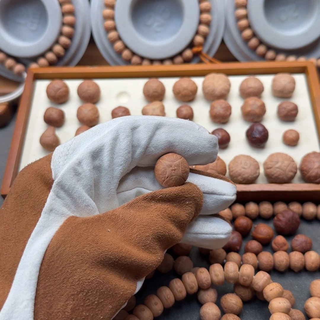 凤眼菩提吊坠只**绿凤眼菩提