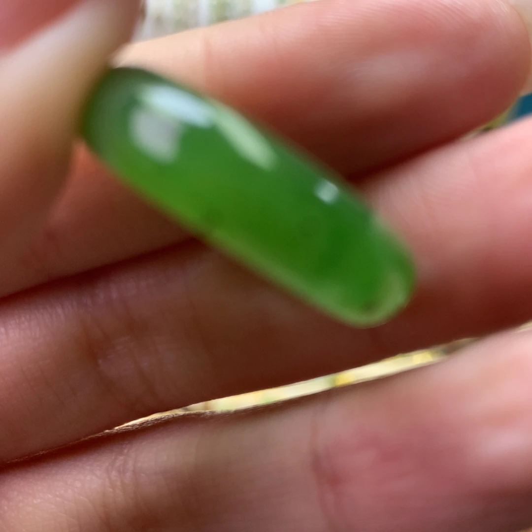 和田玉耳饰未镶嵌上****居