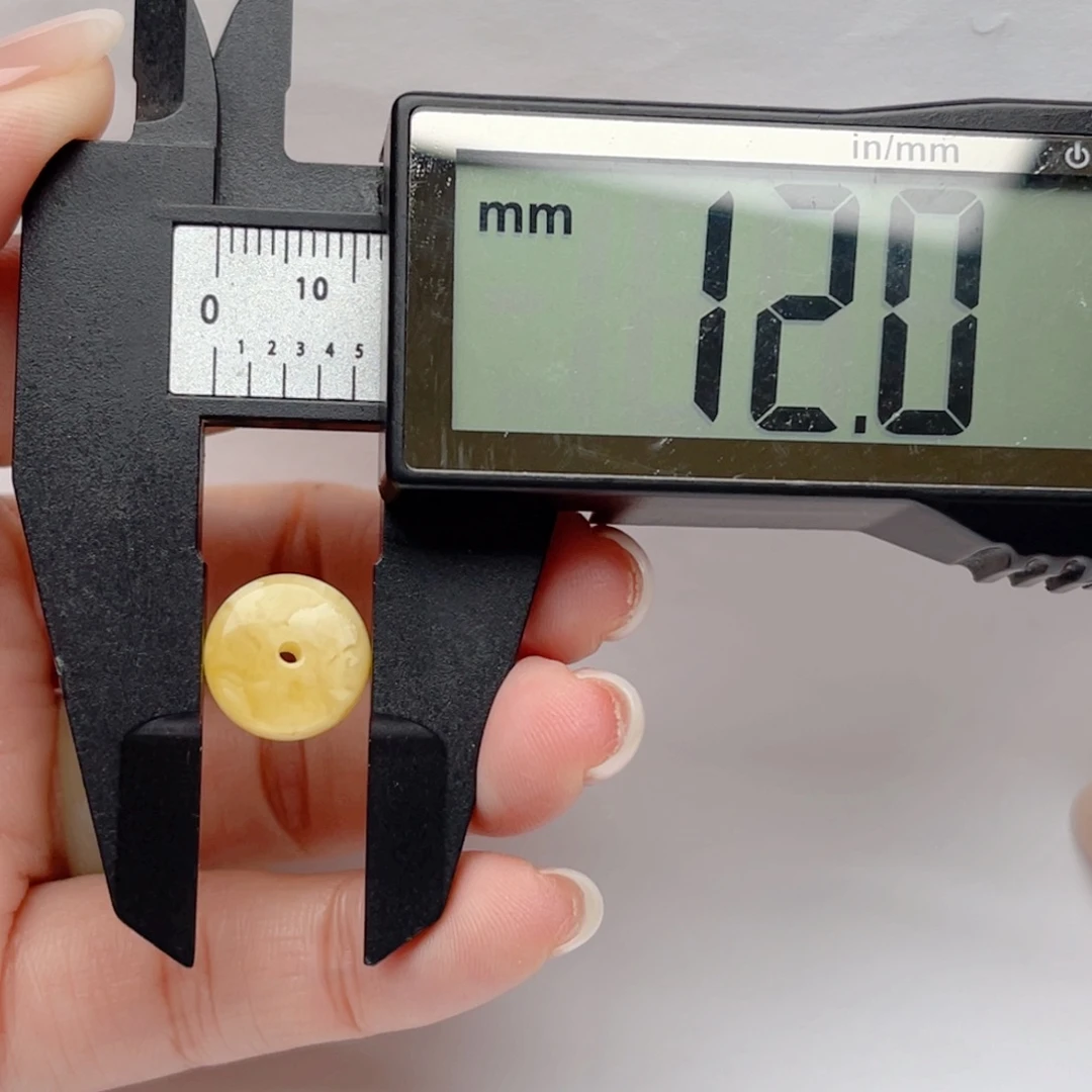 蜜蜡裸石未镶嵌蜜蜡墩子 思思