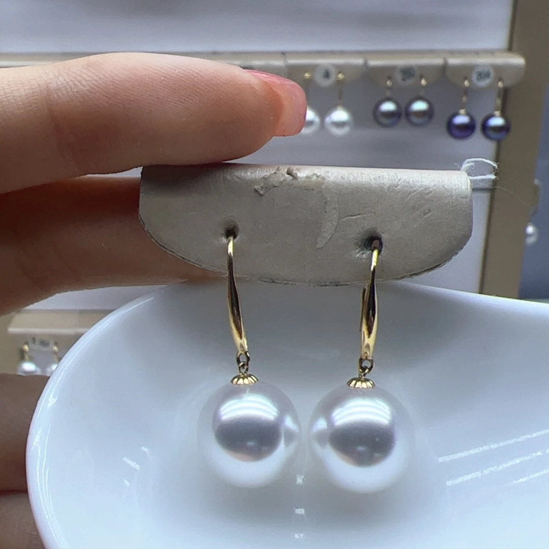18K金镶嵌淡水珍珠耳饰