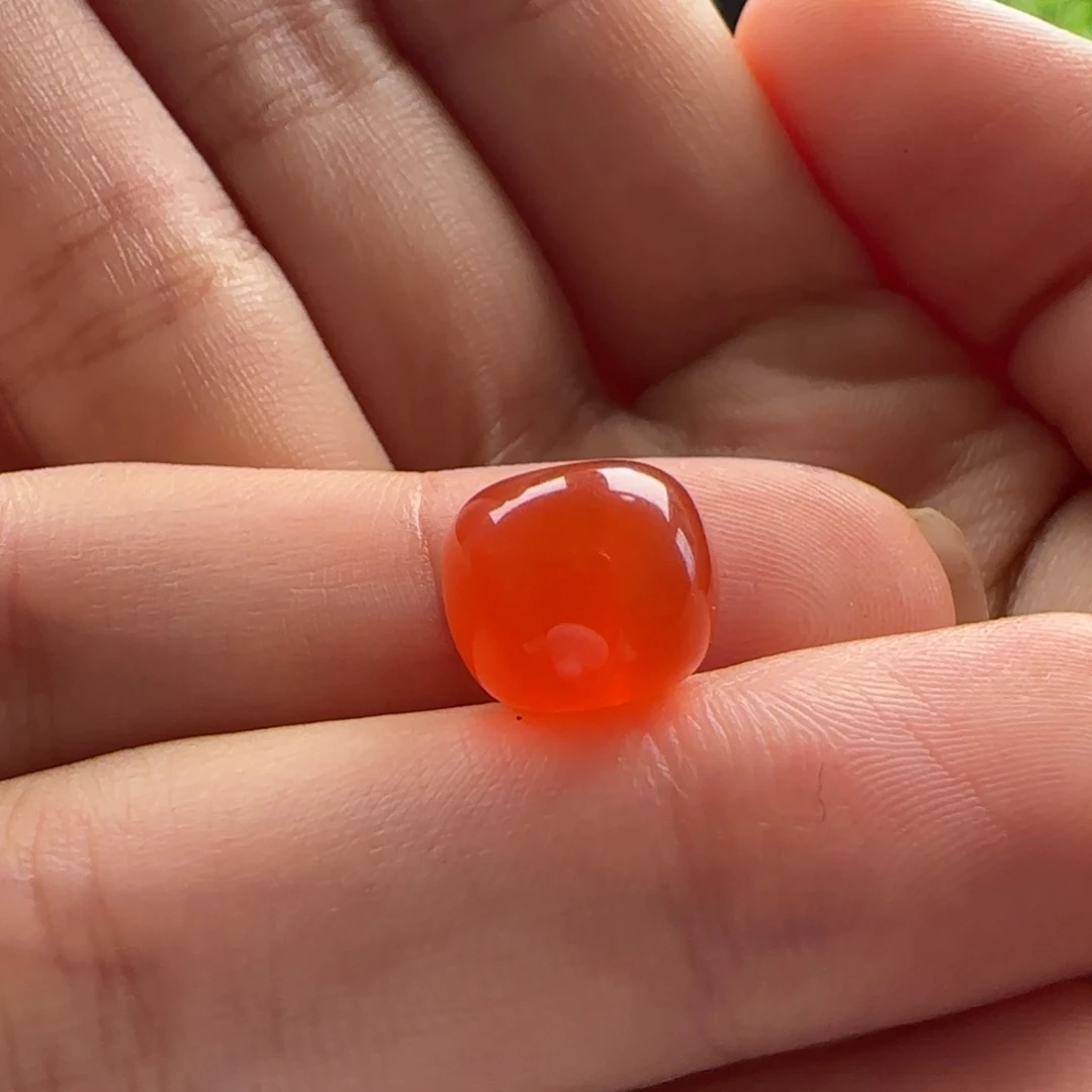 南红玛瑙未镶嵌老型10.4*9.2有裂