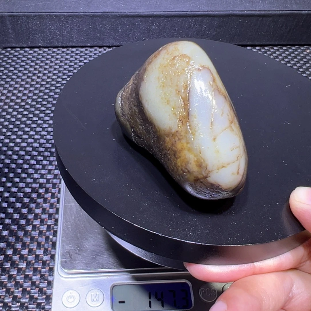 吊坠(不含链)未镶嵌和田玉（子料）137-24