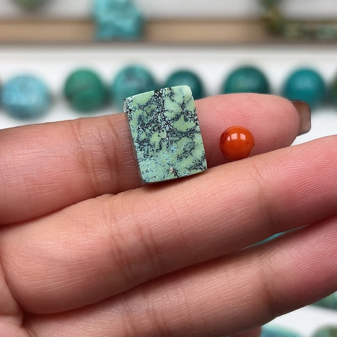 南红玛瑙未镶嵌珠宝奇石