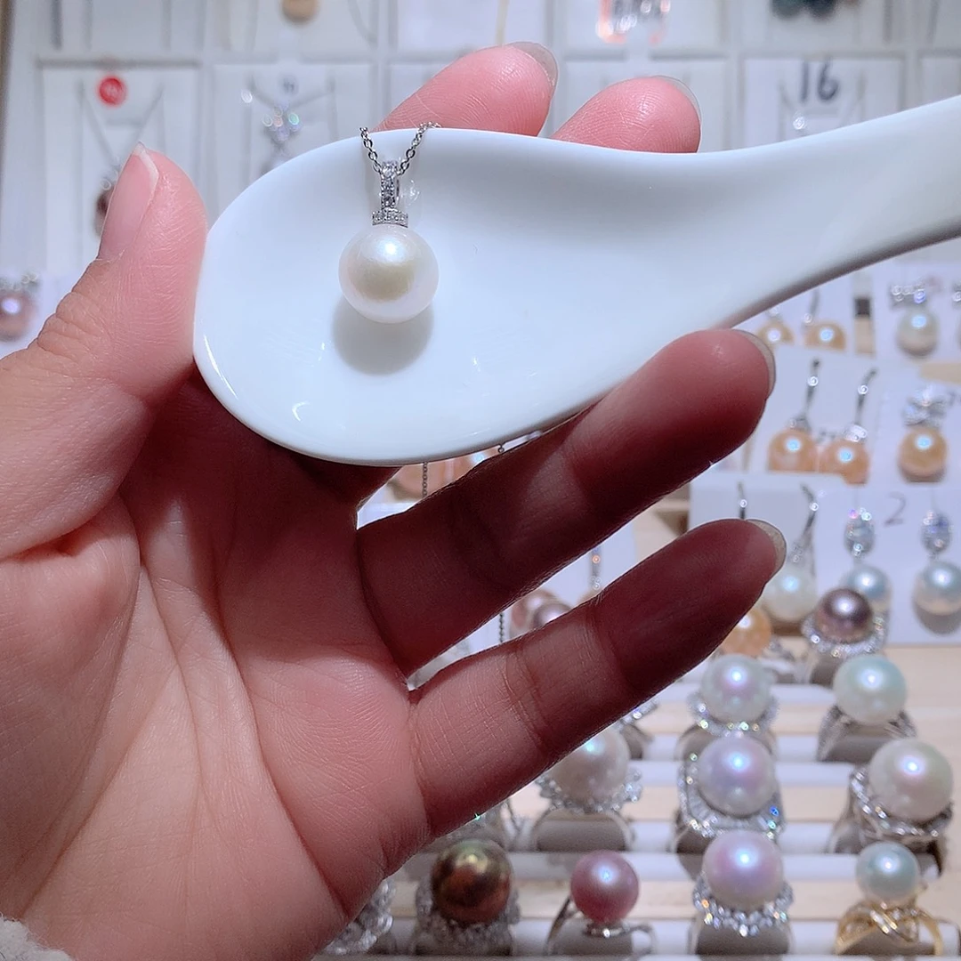 吊坠(赠链)淡水珍珠银S925镶嵌CC12.2mm