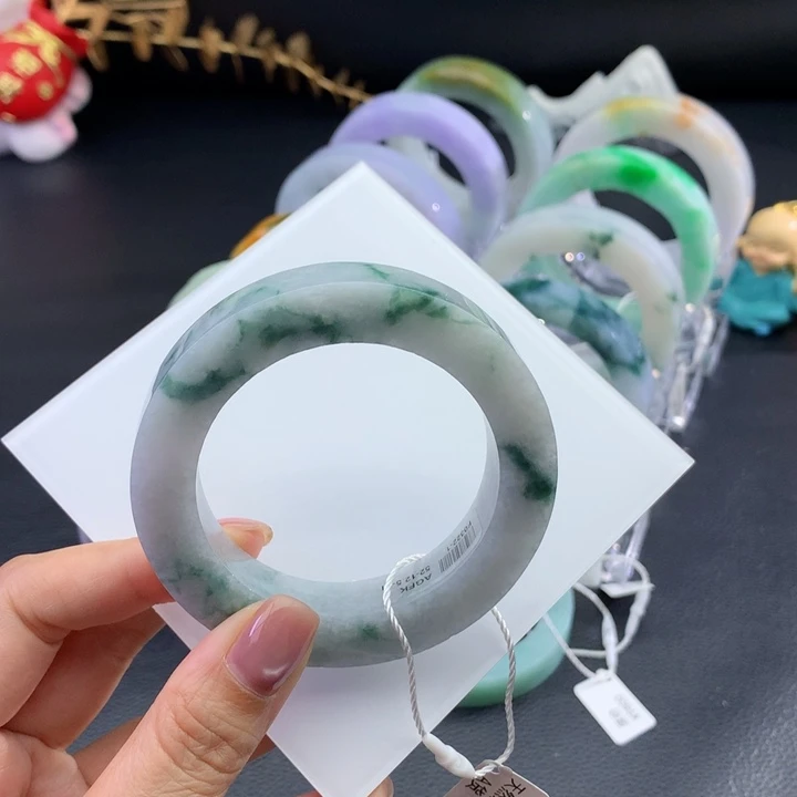 定制翡翠手镯未镶嵌