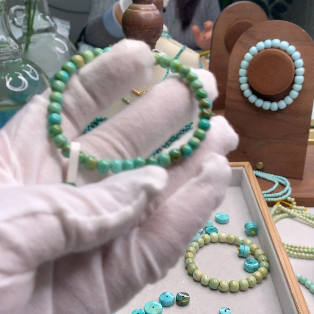 绿松石未镶嵌饰品