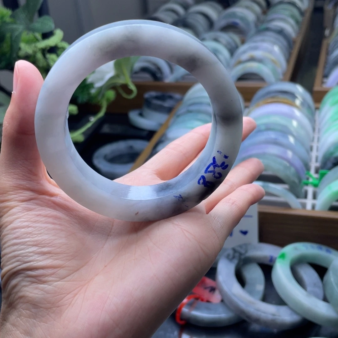 定制翡翠未镶嵌特价翡翠手镯定制