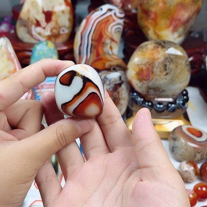 玛瑙/玉髓未镶嵌耳饰